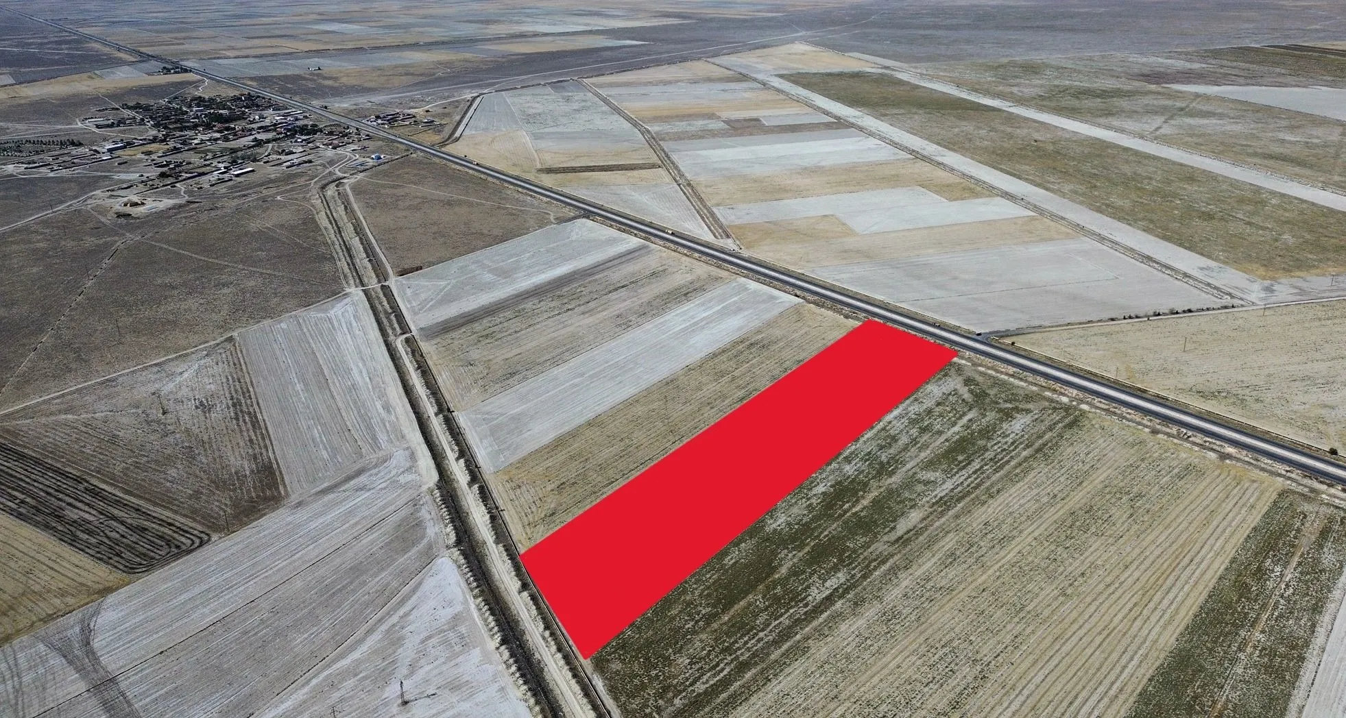 KONYA TUZLUKÇU PAZARKAYA OTOBANA CEPHE 37.646 M2 SATILIK ARAZİ